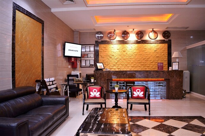 Imagen de los interiores del Hotel Zen Rooms Sunlight Palawan. Foto 17