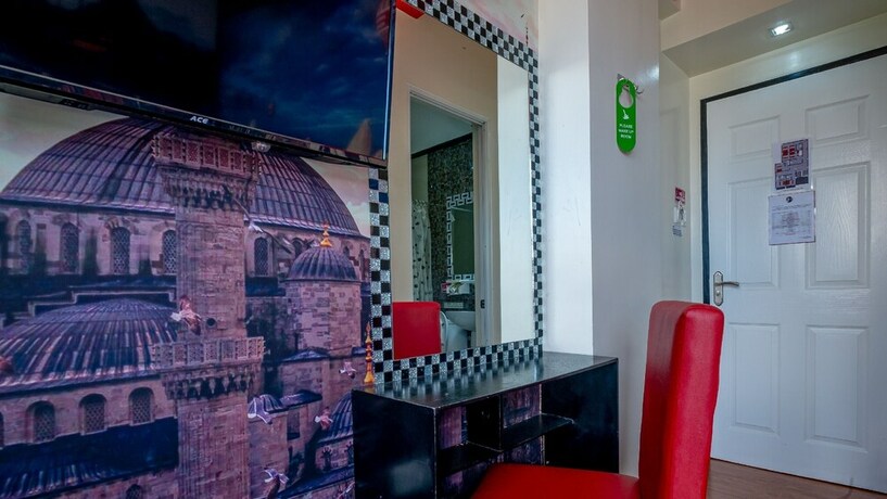 Imagen de la habitación del Hotel Zen Rooms Universal Suite Bed And Breakfast. Foto 4