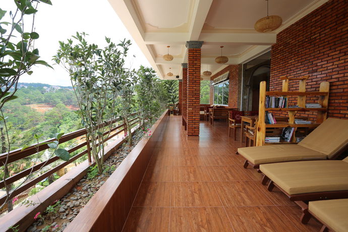 Imagen de los interiores del Hotel Zen Valley Dalat. Foto 16
