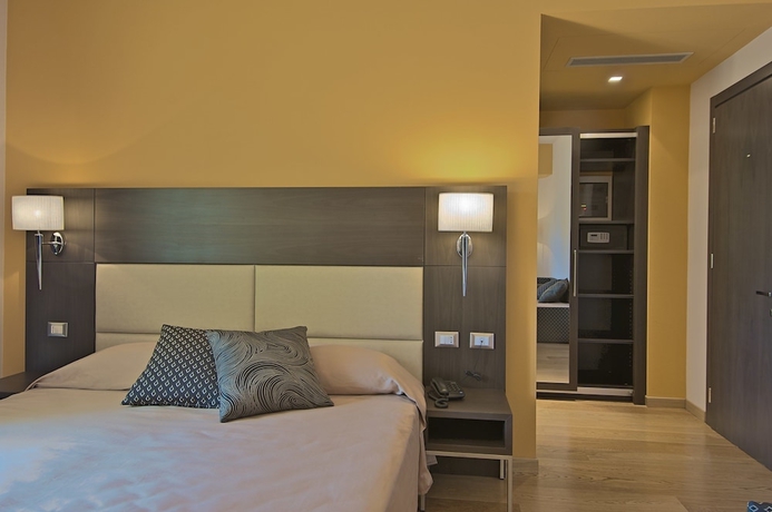 Imagen de la habitación del Hotel Zen Versilia. Foto 9