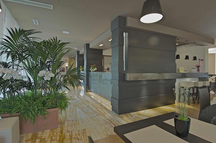 Imagen de los interiores del Hotel Zen Versilia. Foto 17