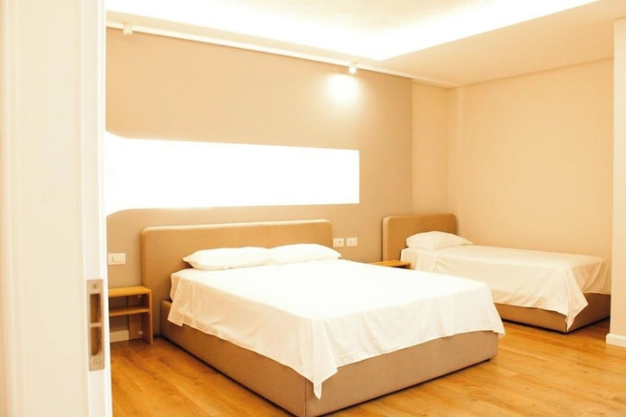 Imagen de la habitación del Hotel Zena. Foto 16