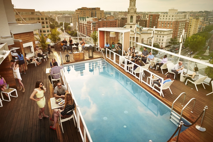 Imagen del bar/restaurante del Hotel Zena, a Viceroy Urban Retreat. Foto 2