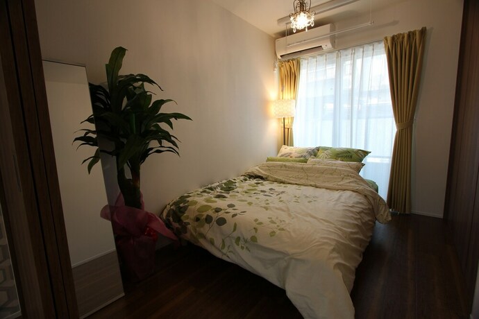 Imagen de la habitación del Hotel Zenan 1. Foto 26