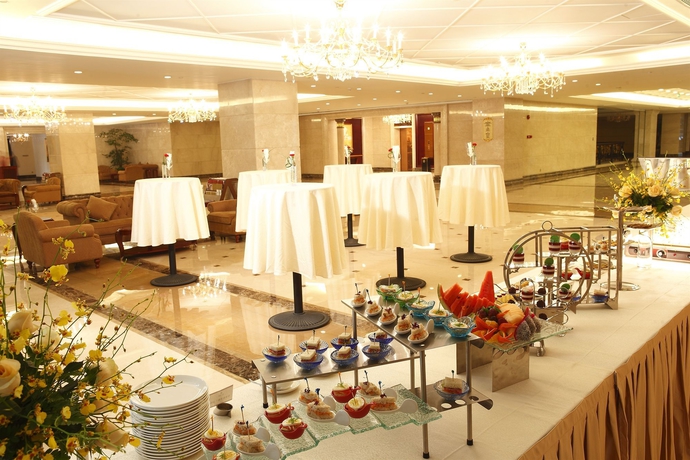 Imagen del bar/restaurante del Hotel Zeng Cheng Heng Da Hotel. Foto 5