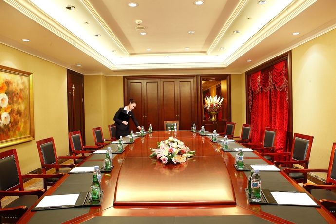 Imagen de los interiores del Hotel Zeng Cheng Heng Da Hotel. Foto 12