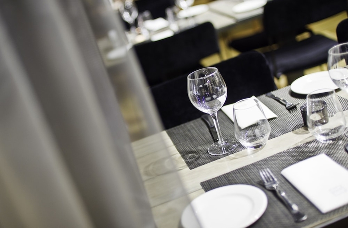 Imagen del bar/restaurante del Hotel Zenit Abeba. Foto 5