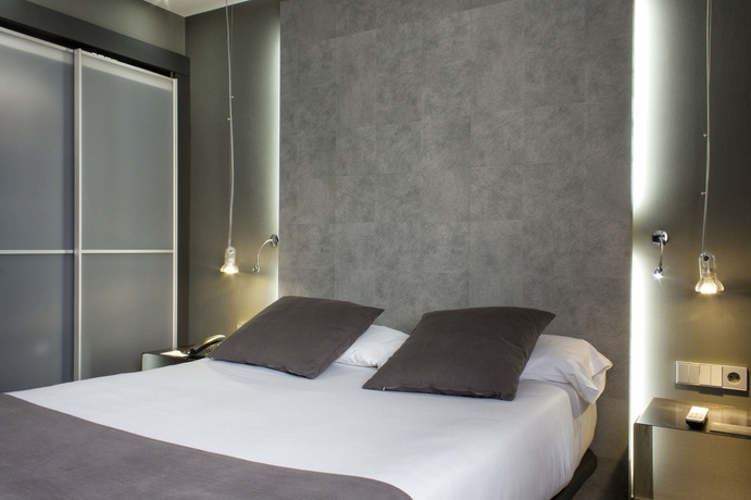 Imagen de la habitación del Hotel Zenit Conde De Orgaz. Foto 2