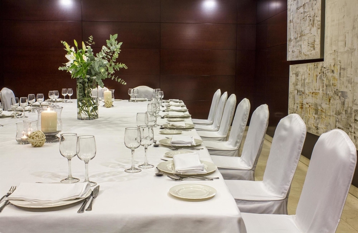 Imagen del bar/restaurante del Hotel Zenit Coruña. Foto 7