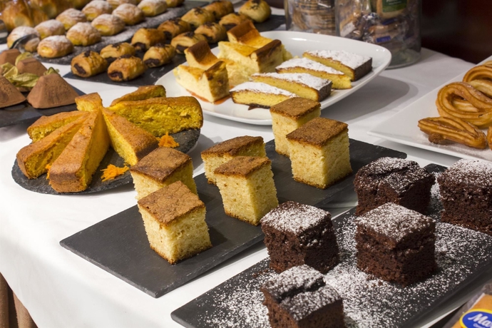 Imagen del bar/restaurante del Hotel Zenit Coruña. Foto 10