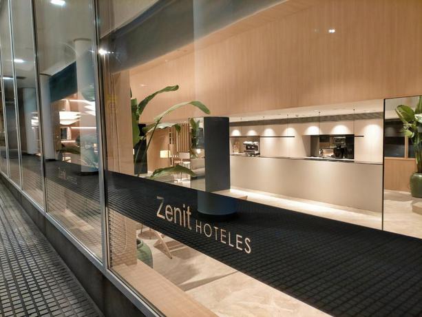 Imagen de los interiores del Hotel Zenit Coruña. Foto 20