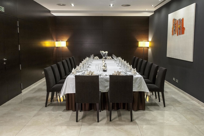 Imagen del bar/restaurante del Hotel Zenit Lisboa. Foto 5