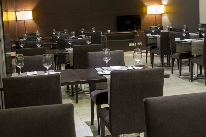 Imagen del bar/restaurante del Hotel Zenit Lisboa. Foto 6