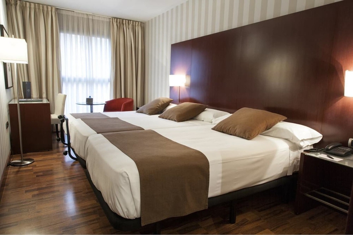 Imagen de la habitación del Hotel Zenit Lleida. Foto 9