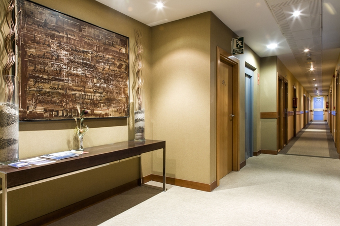 Imagen de los interiores del Hotel Zenit Logroño. Foto 14