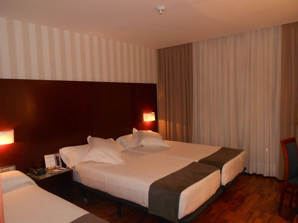 Imagen de la habitación del Hotel Zenit Malaga. Foto 6