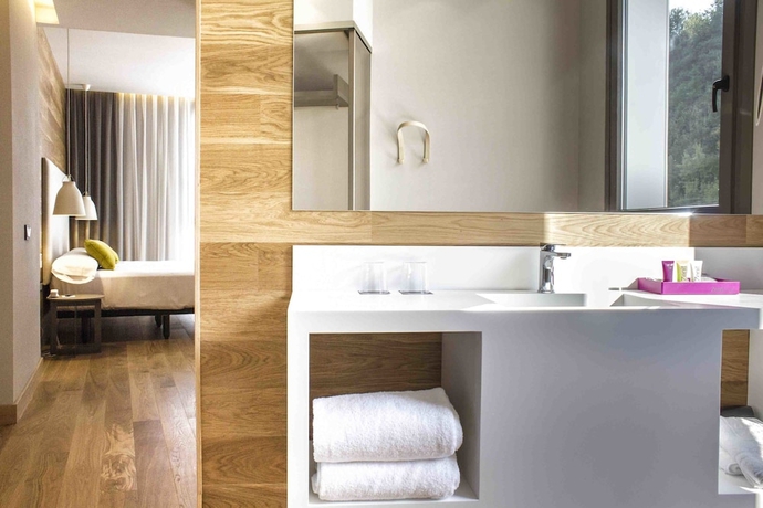 Imagen de la habitación del Hotel Zenit San Sebastián. Foto 6