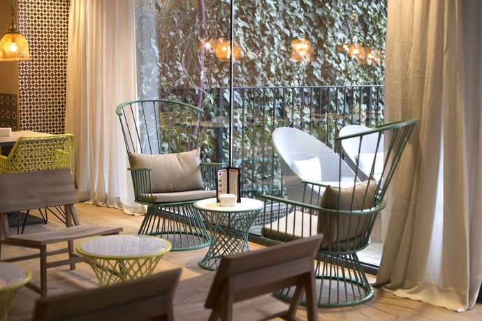 Imagen de los interiores del Hotel Zenit Sevilla. Foto 17