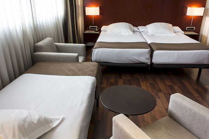 Imagen de la habitación del Hotel Zenit Valencia. Foto 10