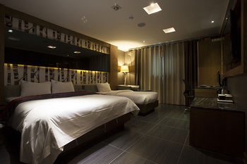 Imagen de la habitación del Hotel Zenith, Bucheon. Foto 10