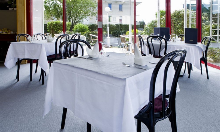 Imagen del bar/restaurante del Hotel Zenith Caen. Foto 4