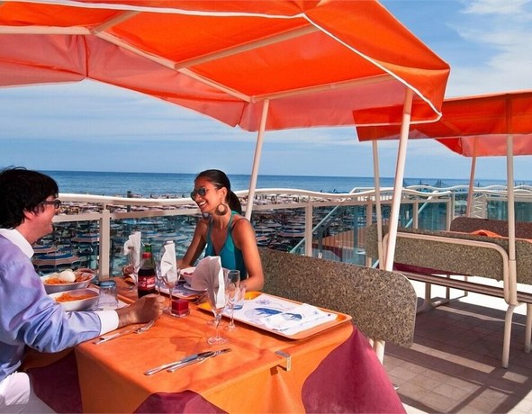 Imagen general del Hotel Zenith, Cervia. Foto 1