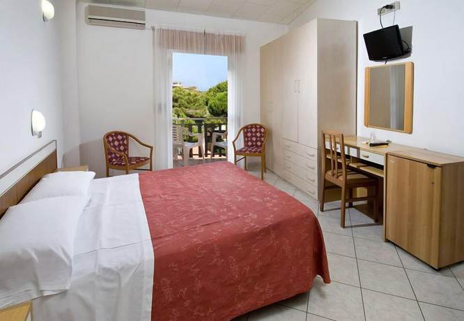 Imagen de la habitación del Hotel Zenith, Cervia. Foto 9