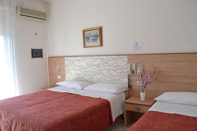 Imagen de la habitación del Hotel Zenith, Cervia. Foto 11