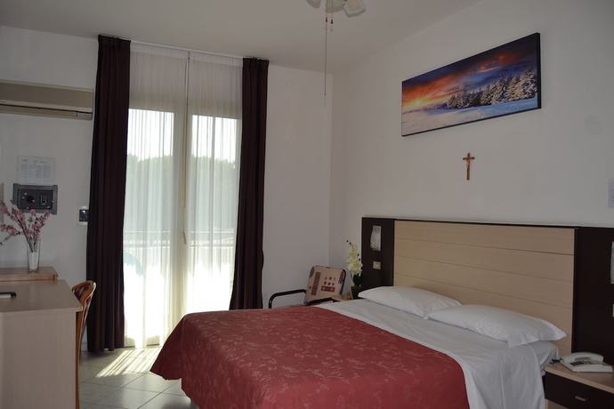 Imagen de la habitación del Hotel Zenith, Cervia. Foto 12