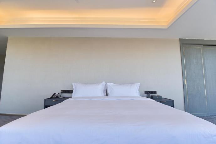 Imagen de la habitación del Hotel Zenith International. Foto 4
