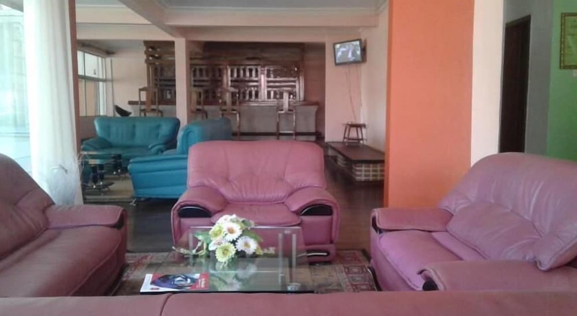 Imagen del bar/restaurante del Hotel Zenith Kigali. Foto 3