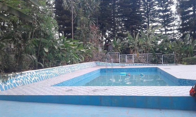 Imagen de la piscina del Hotel Zenith Kigali. Foto 20