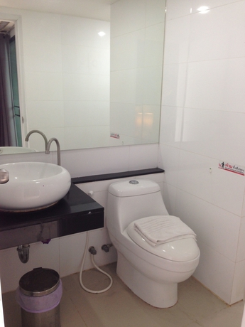 Imagen de la habitación del Hotel Zenith Life. Foto 4