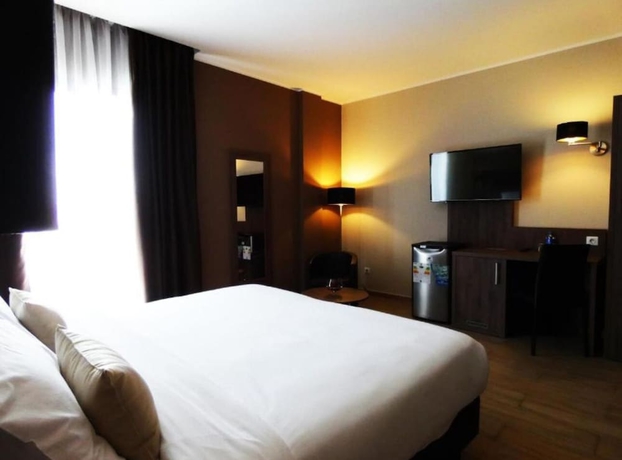 Imagen de la habitación del Hotel Zenith, Or&aacute;n. Foto 11