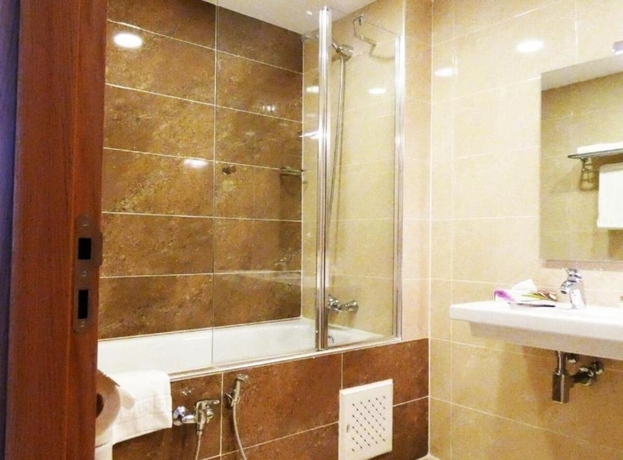 Imagen de la habitación del Hotel Zenith, Or&aacute;n. Foto 15