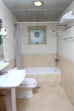 Imagen general del Hotel Zenith Smart Vacation Homes, Ajman. Foto 2