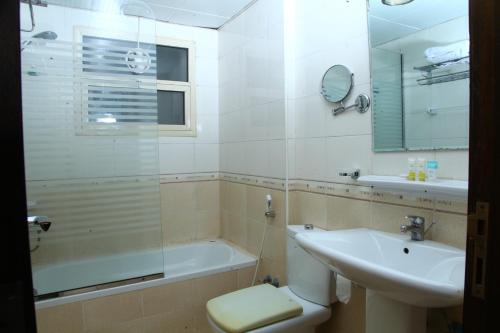 Imagen general del Hotel Zenith Smart Vacation Homes, Ajman. Foto 15