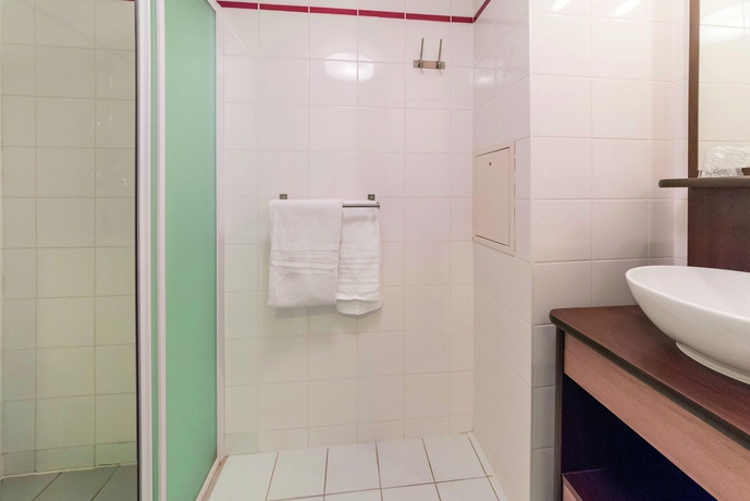 Imagen de la habitación del Hotel Zenitude Hôtel-Résidences Versailles Saint-Cyr-l'Ecole. Foto 8