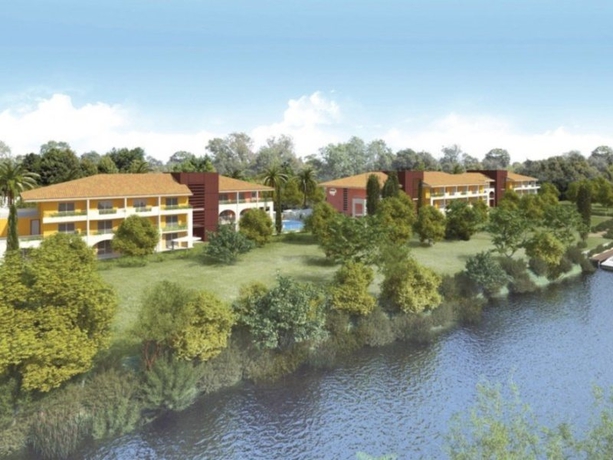 Imagen general del Hotel Zenitude - Résidences Confort Cannes Mandelieu. Foto 2