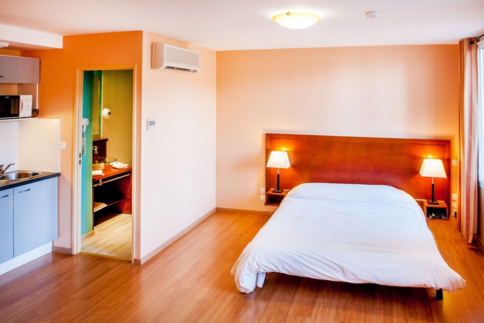 Imagen de los interiores del Hotel Zenitude - Résidences Les Jardins De Lourdes. Foto 11