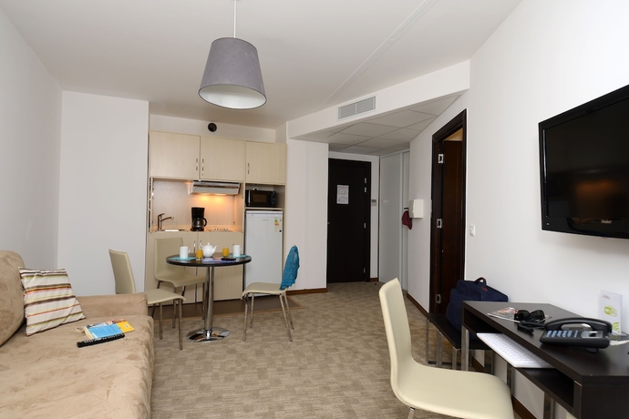 Imagen de la habitación del Hotel Zenitude Swiss Apparthotels. Foto 12