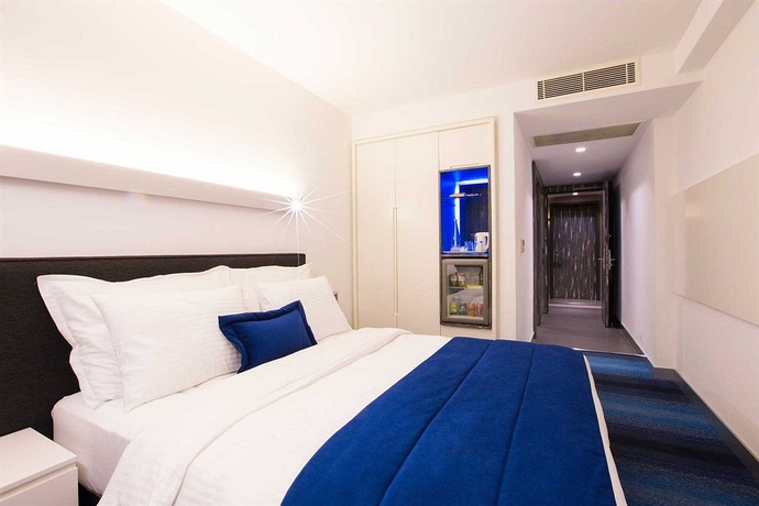 Imagen de la habitación del Hotel Zeniva. Foto 11