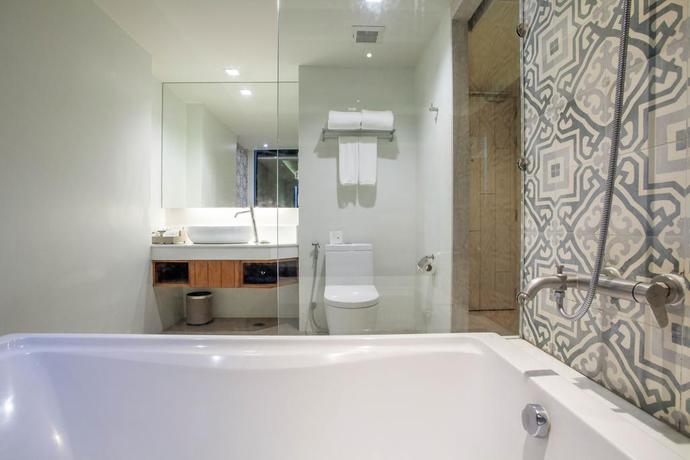 Imagen de la habitación del Hotel Zenmaya Oceanfront Phuket, Trademark Collection By Wyndham. Foto 4