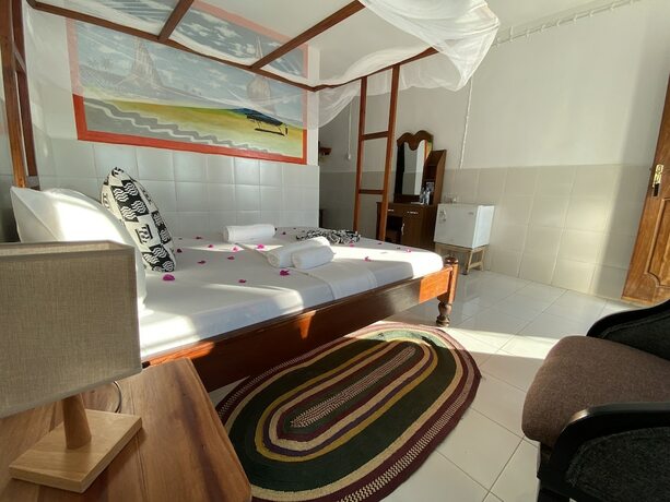 Imagen general del Hotel Zenobia Beach Resort. Foto 7