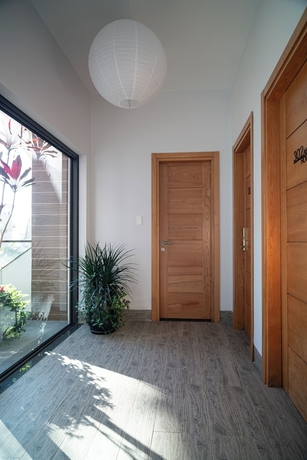 Imagen de los interiores del Hotel Zenora Hillside Garden. Foto 16