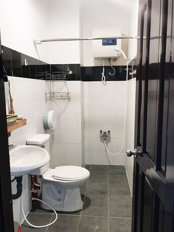 Imagen de la habitación del Hotel Zenstay. Foto 23