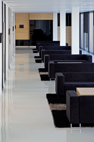 Imagen de los interiores del Hotel Zentral Ave. Foto 13