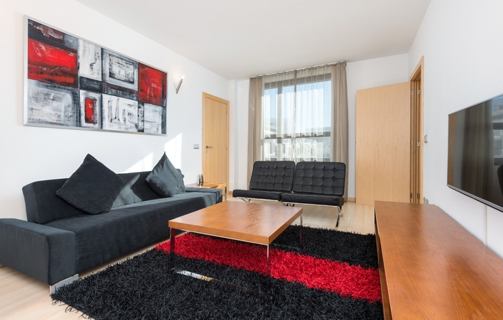 Imagen de la habitación del Hotel Zentral Ave. Foto 8