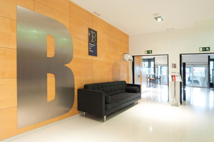 Imagen de los interiores del Hotel Zentral Ave. Foto 14