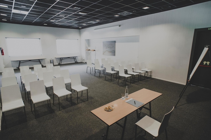 Imagen de los interiores del Hotel Zentral Castellana Norte. Foto 7